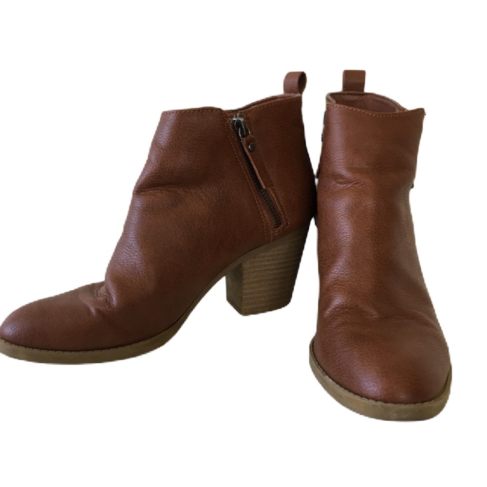 Universal Thread Ankle Booties, Stacked Heels, Dual Zippers, Brown, Size 8.5